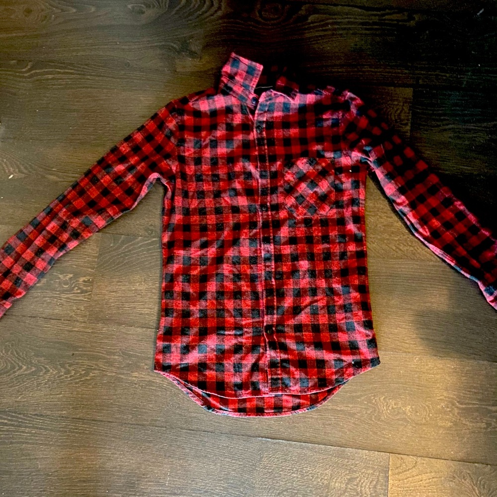 Red/Black Shirt